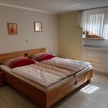 Abseits Vom Laerm Und Verkehr 利特曾多夫 外观 照片